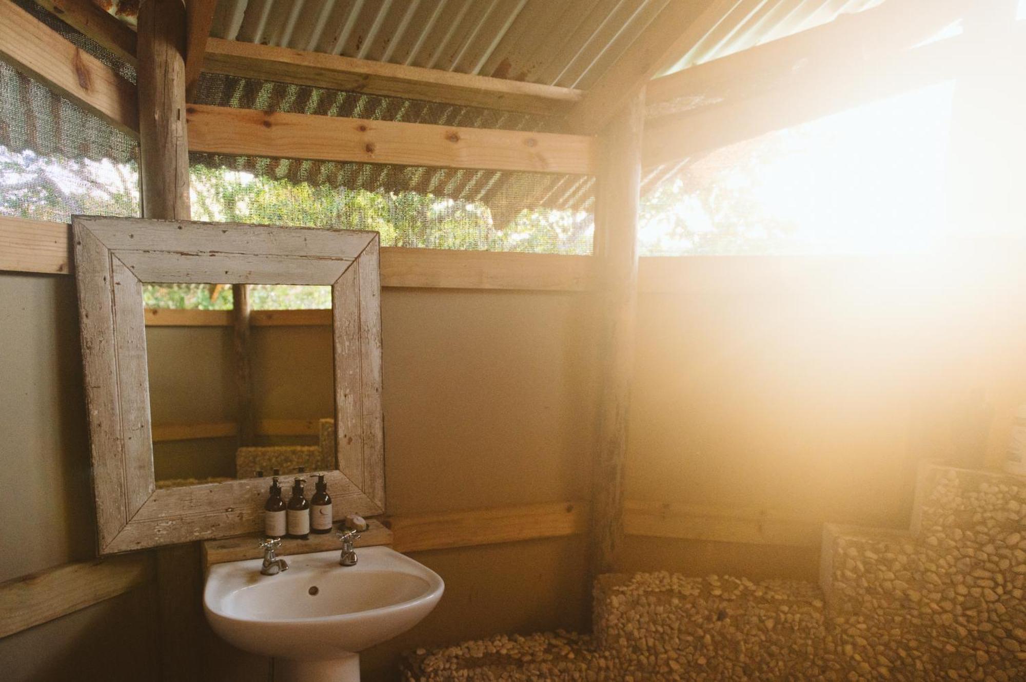Gugulesizwe Camp Hotel Mabibi Екстериор снимка